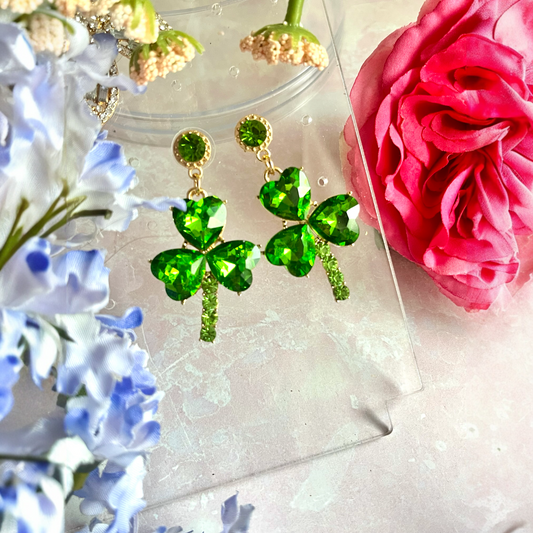 “Clovers in the Atmosphere”Earrings