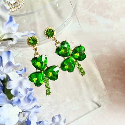 “Clovers in the Atmosphere”Earrings